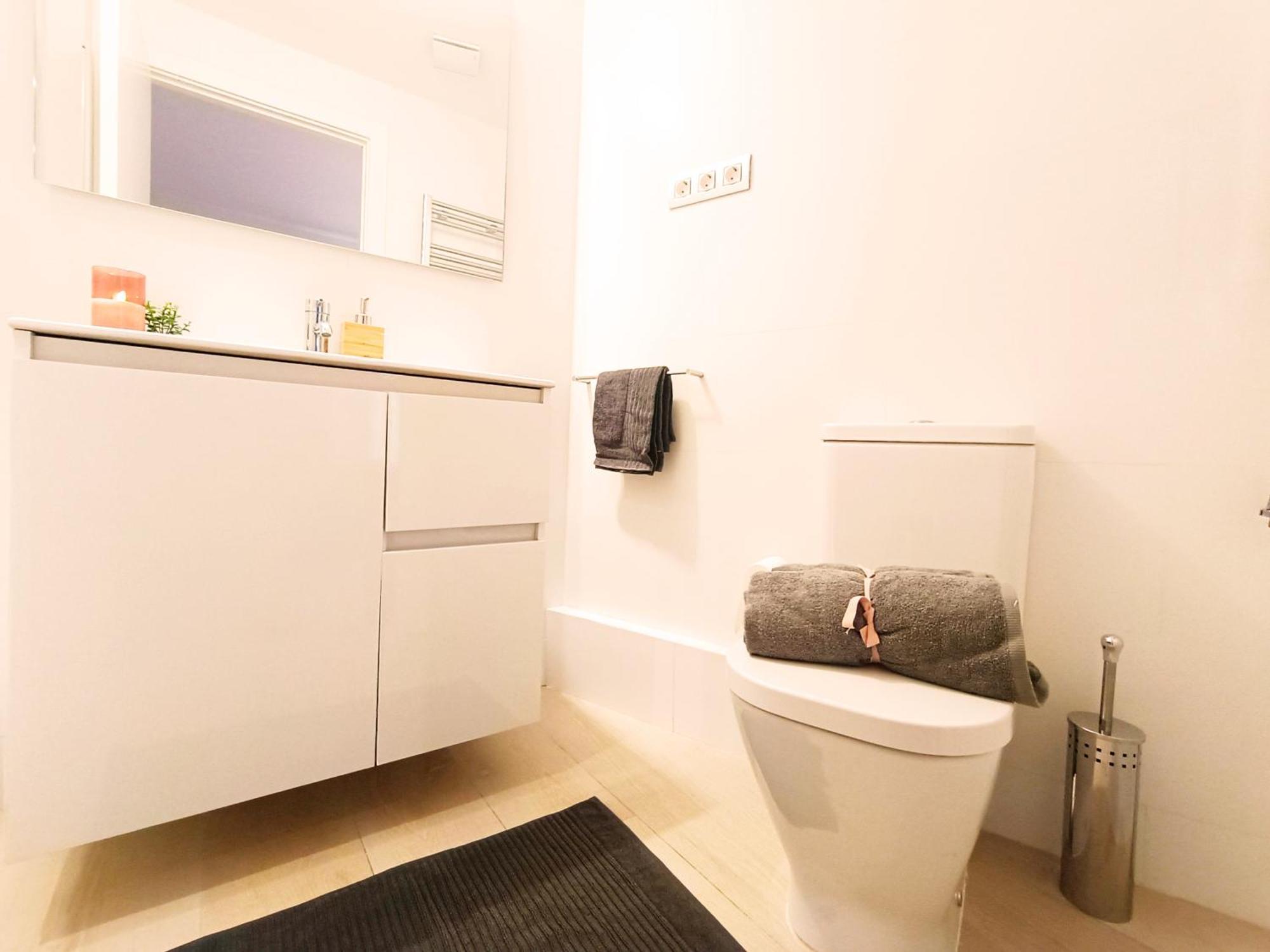Private Rooms By Plaza Universidad Barcelona Exterior foto